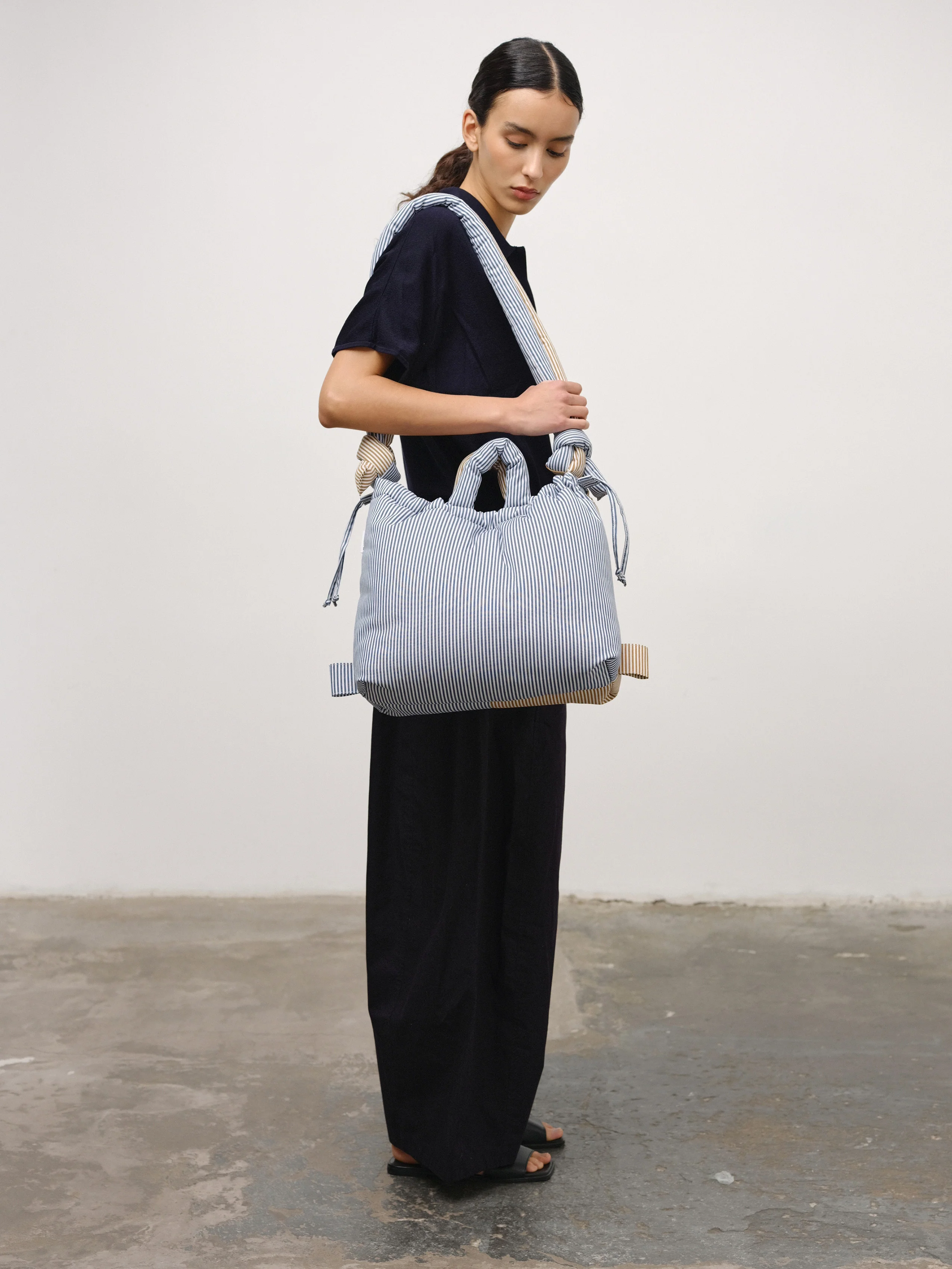 Product image 152